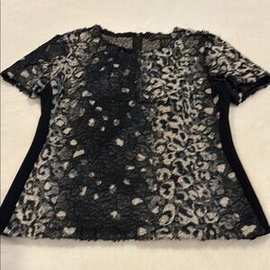 BCBGMaxAzria Black and White Embellished Short Sleeve Blouse